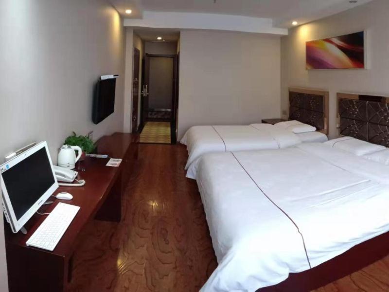 Greentree Inn Geermu Walking Street Business Hotel 格尔木 外观 照片