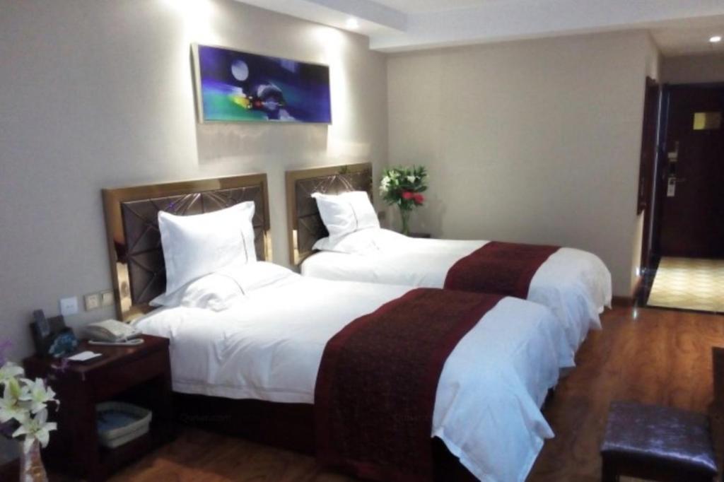 Greentree Inn Geermu Walking Street Business Hotel 格尔木 外观 照片