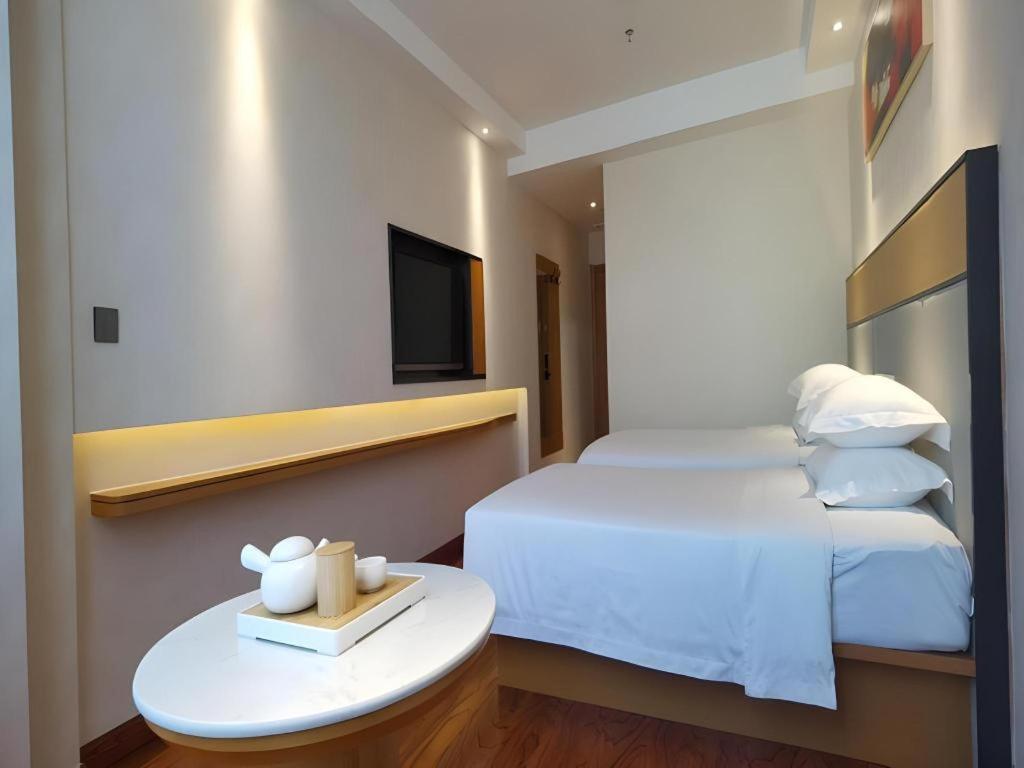 Greentree Inn Geermu Walking Street Business Hotel 格尔木 外观 照片