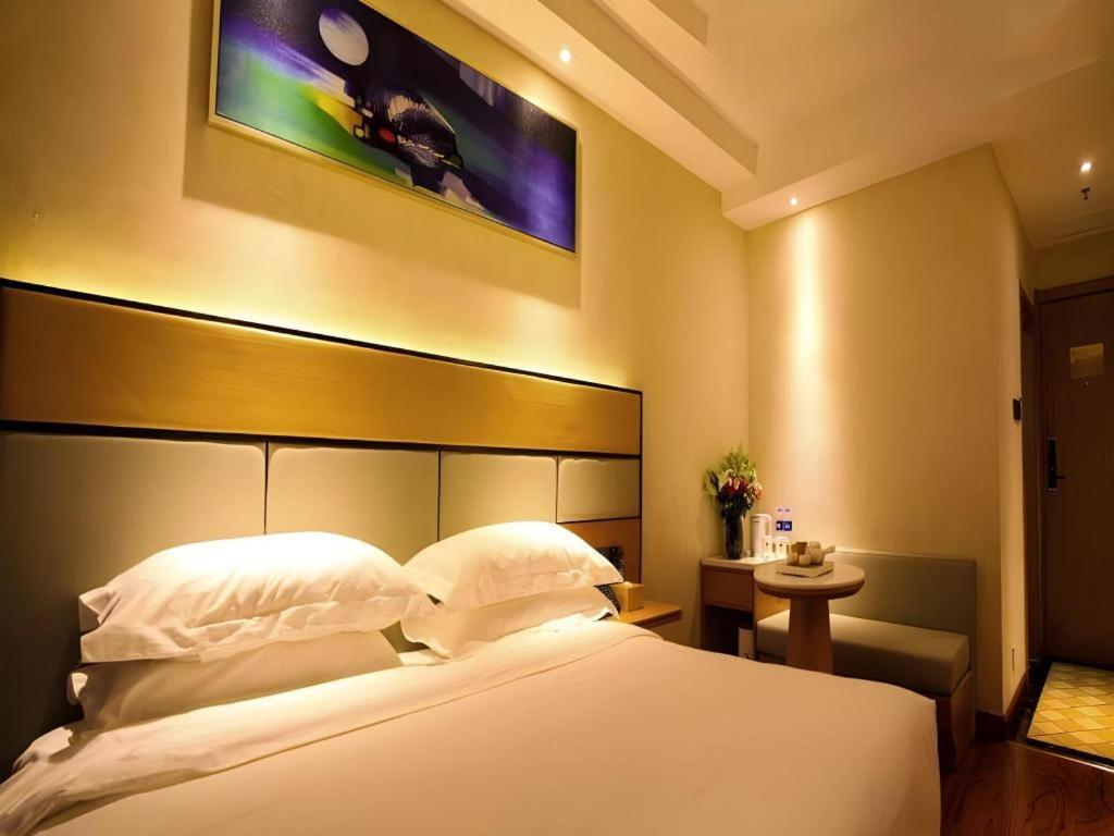 Greentree Inn Geermu Walking Street Business Hotel 格尔木 外观 照片