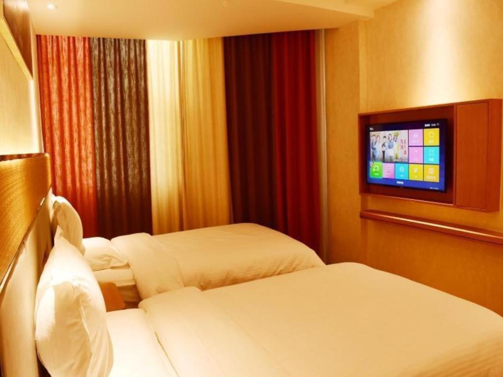 Greentree Inn Geermu Walking Street Business Hotel 格尔木 外观 照片