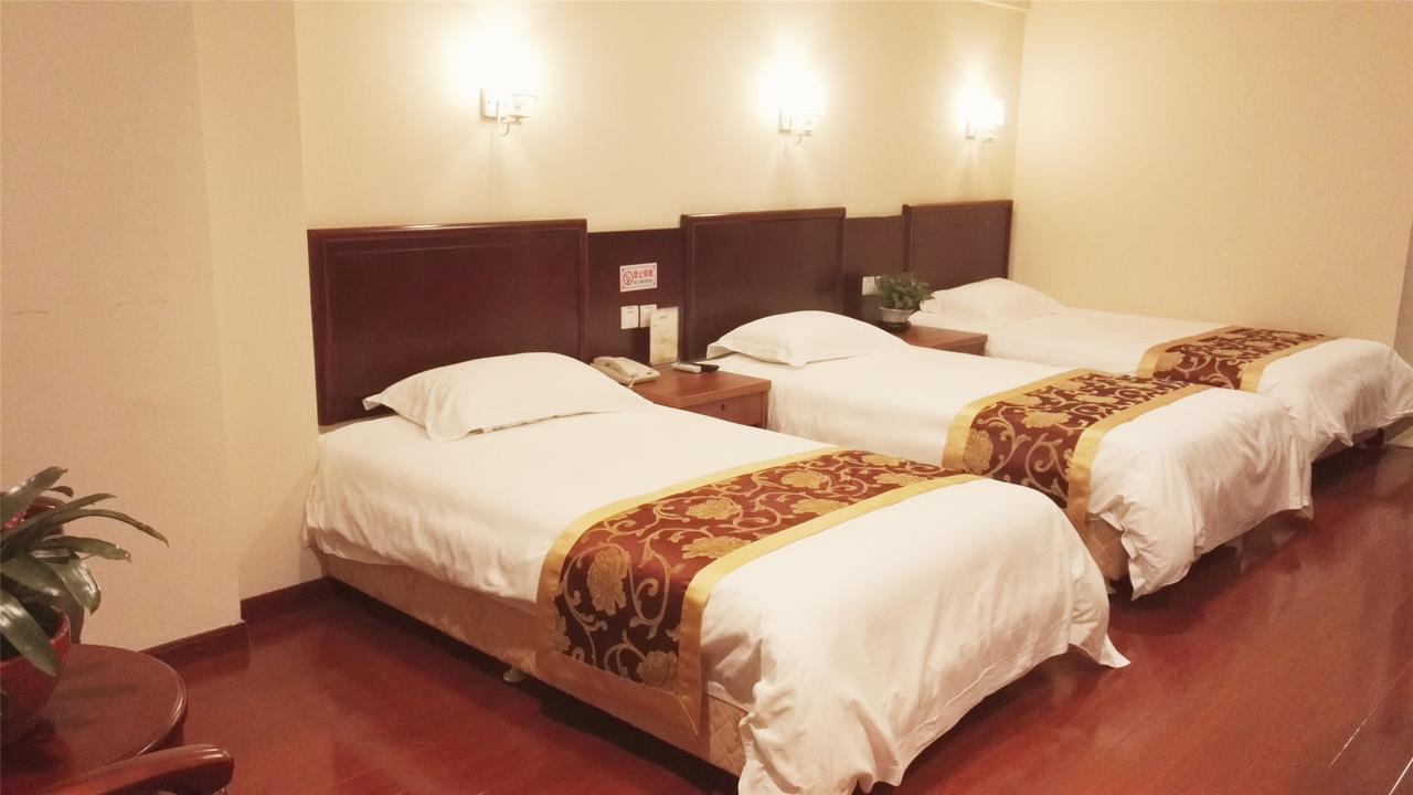 Greentree Inn Geermu Walking Street Business Hotel 格尔木 外观 照片