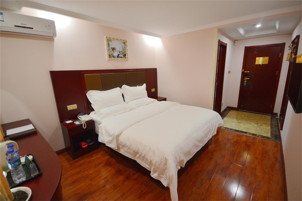Greentree Inn Geermu Walking Street Business Hotel 格尔木 外观 照片