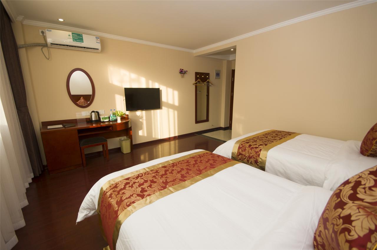 Greentree Inn Geermu Walking Street Business Hotel 格尔木 外观 照片